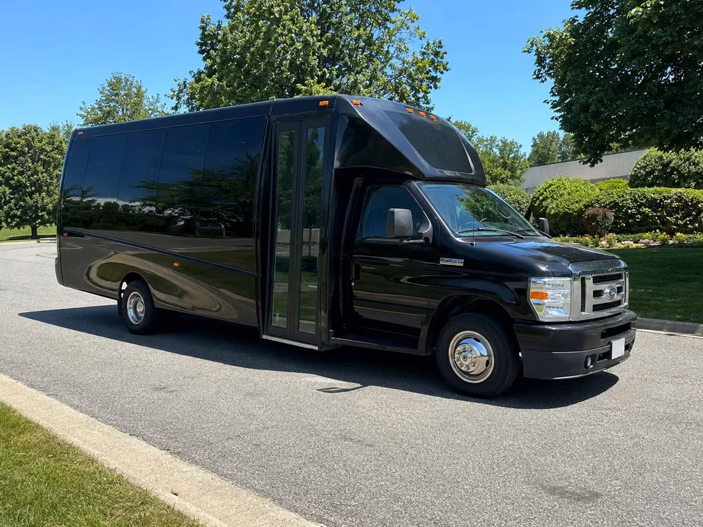 party buses for jurupa valley prom night ride together arrive in style